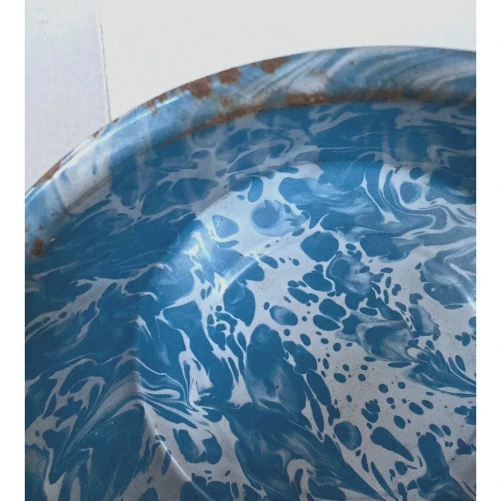 Antique vintage enamelware enameled swirl blue white basin bowl chippy farmhouse